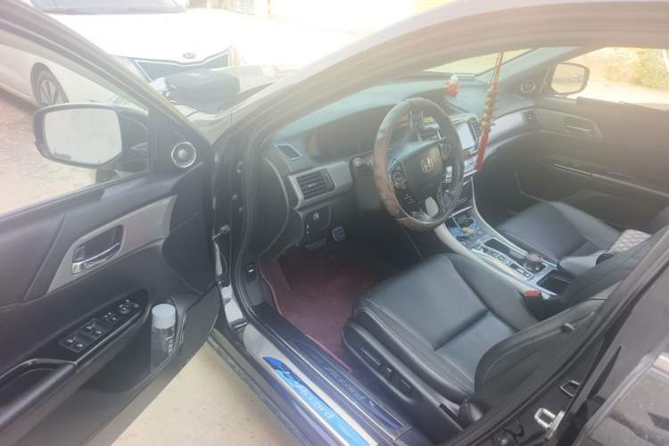 Used Honda Accord 2016 Hybrid 2.0L Rui Ling Edition Driver Seat