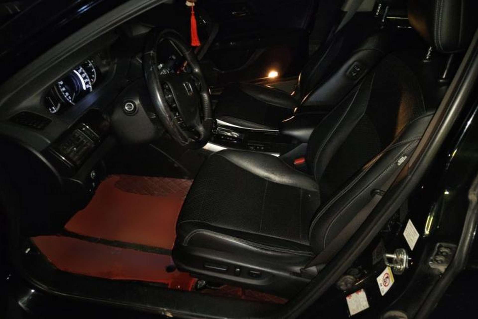 Used Honda Accord 2016 2.4L EX New Year Limited Edition Special Package Driver Seat