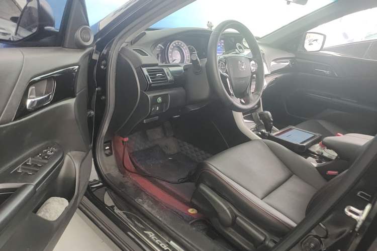 Used Honda Accord 2016 2.0L Comfort Edition Driver Seat