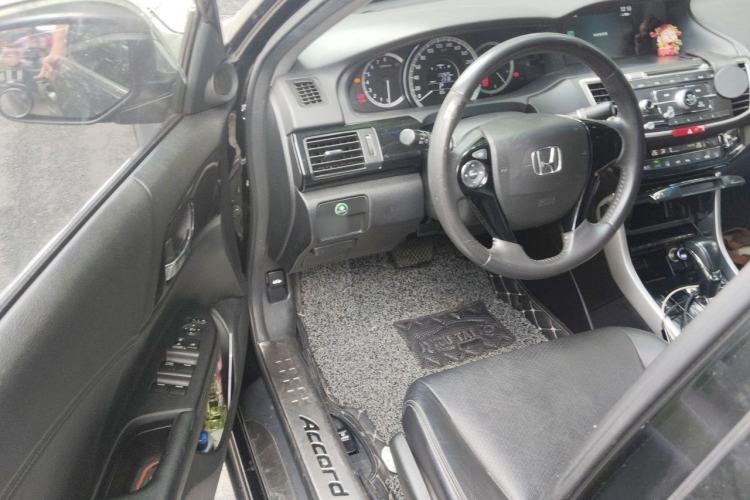 Used Honda Accord 2016 2.0L Elite Edition Driver Seat