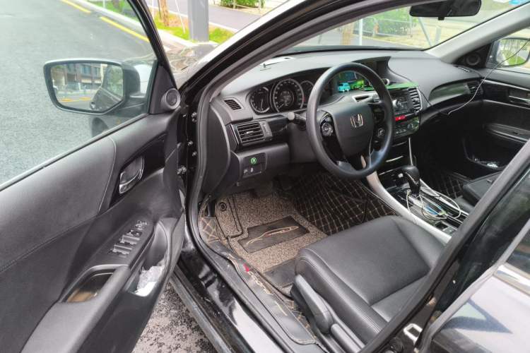 Used Honda Accord 2016 2.0L Comfort Edition Driver Seat