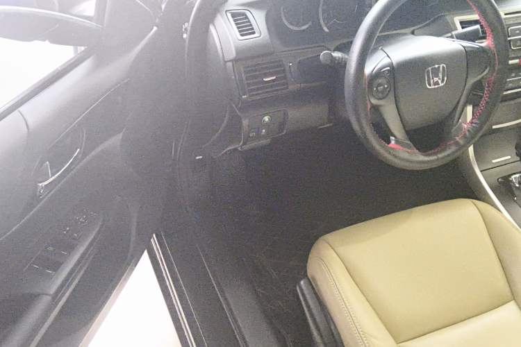 Used Honda Accord 2016 2.0L Comfort Edition Driver Seat