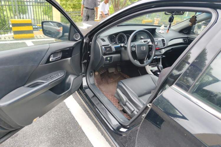 Used Honda Accord 2016 2.0L Comfort Edition Driver Seat
