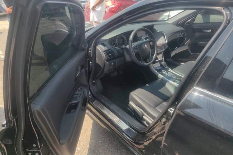 Used Honda Accord 2016 2.0L Comfort Edition Driver Seat