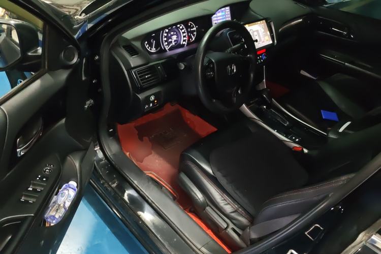 Used Honda Accord 2016 2.0L Comfort Edition Driver Seat