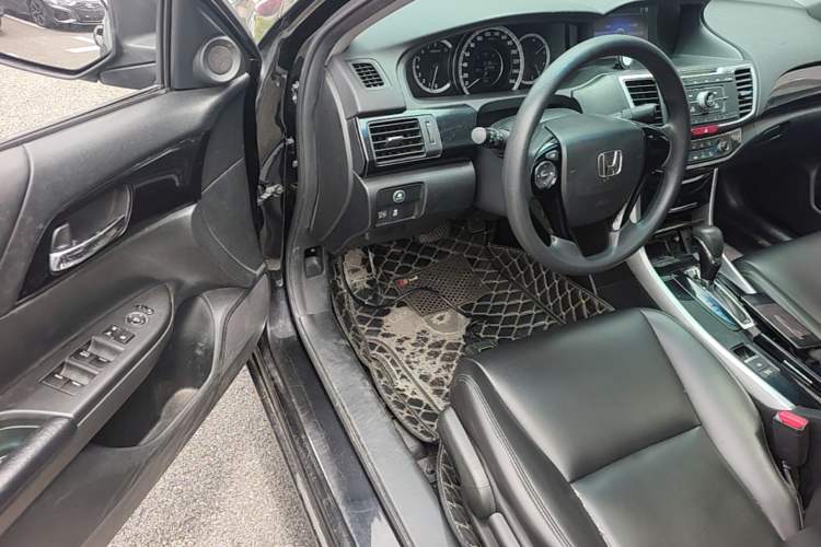 Used Honda Accord 2016 2.0L Comfort Edition Driver Seat