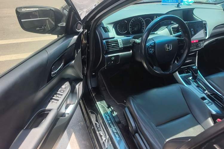 Used Honda Accord 2016 2.0L Comfort Edition Driver Seat