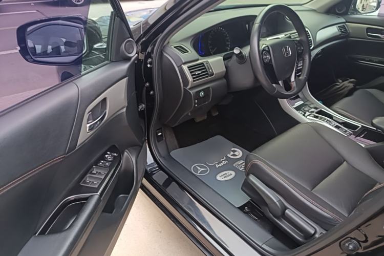 Used Honda Accord 2016 Hybrid 2.0L Sharp Edition Driver Seat