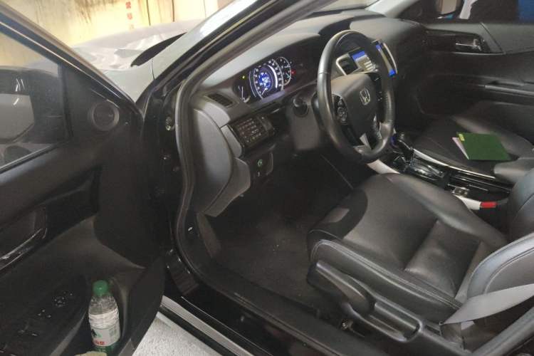 Used Honda Accord 2016 2.0L Elite Edition Driver Seat