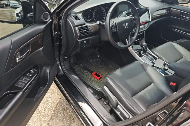 Used Honda Accord 2016 2.4L Zhi Rui Edition Driver Seat