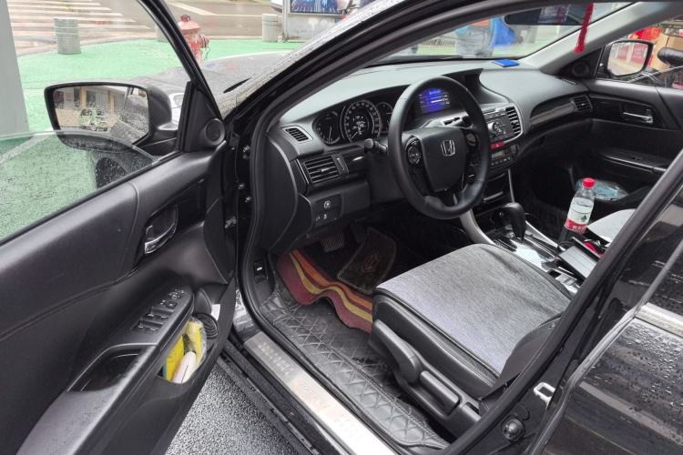 Used Honda Accord 2016 2.0L Elite Edition Driver Seat