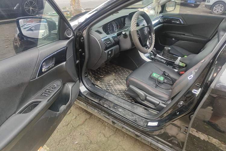 Used Honda Accord 2016 2.0L Comfort Edition Driver Seat