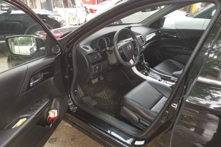 Used Honda Accord 2016 2.0L Comfort Edition Driver Seat