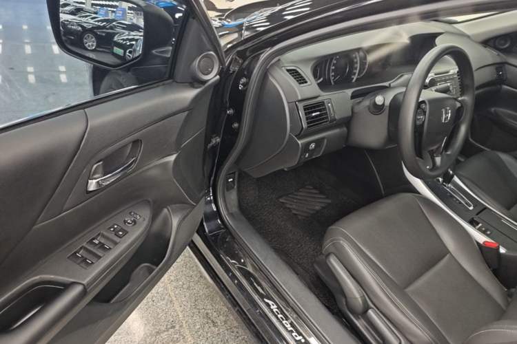 Used Honda Accord 2016 2.0L Comfort Edition Driver Seat