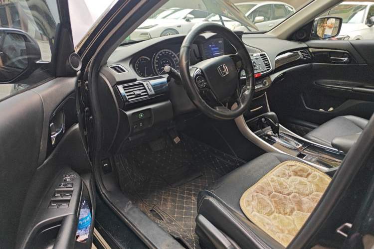 Used Honda Accord 2016 2.0L Comfort Edition Driver Seat