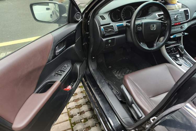 Used Honda Accord 2016 2.0L Comfort Edition Driver Seat