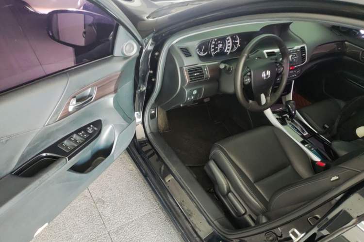 Used Honda Accord 2016 2.4L Comfort Edition Driver Seat