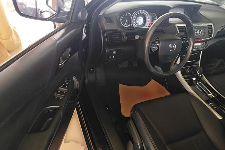 Used Honda Accord 2016 2.0L Elite Edition Driver Seat