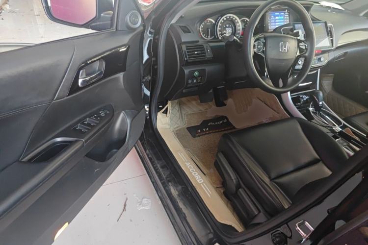 Used Honda Accord 2016 2.0L Comfort Edition Driver Seat