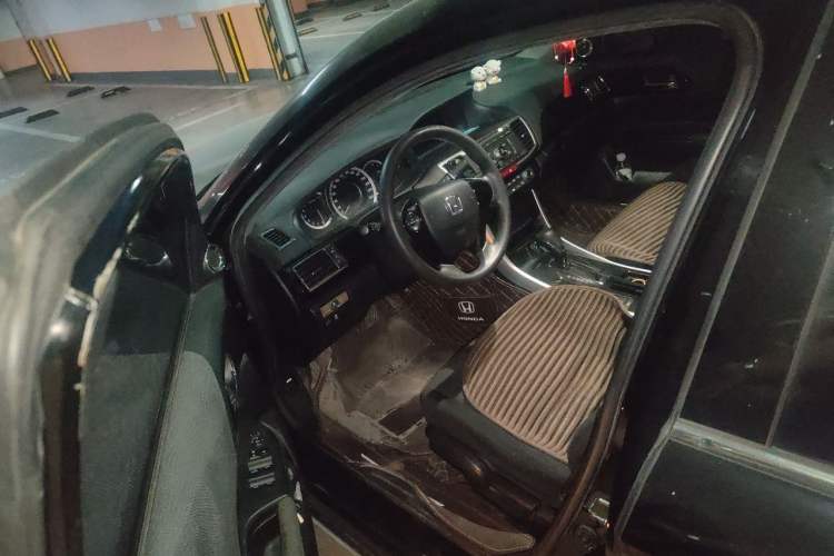 Used Honda Accord 2016 2.0L Comfort Edition Driver Seat