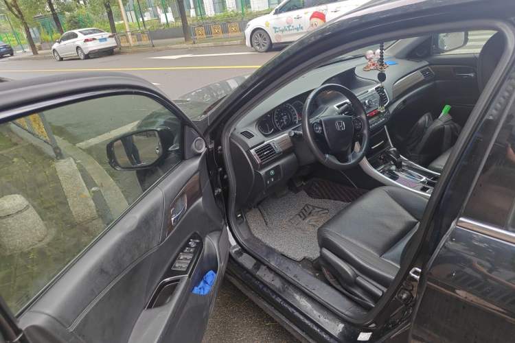 Used Honda Accord 2016 2.4L Comfort Edition Driver Seat