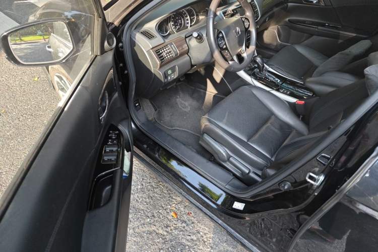 Used Honda Accord 2016 2.4L Comfort Edition Driver Seat