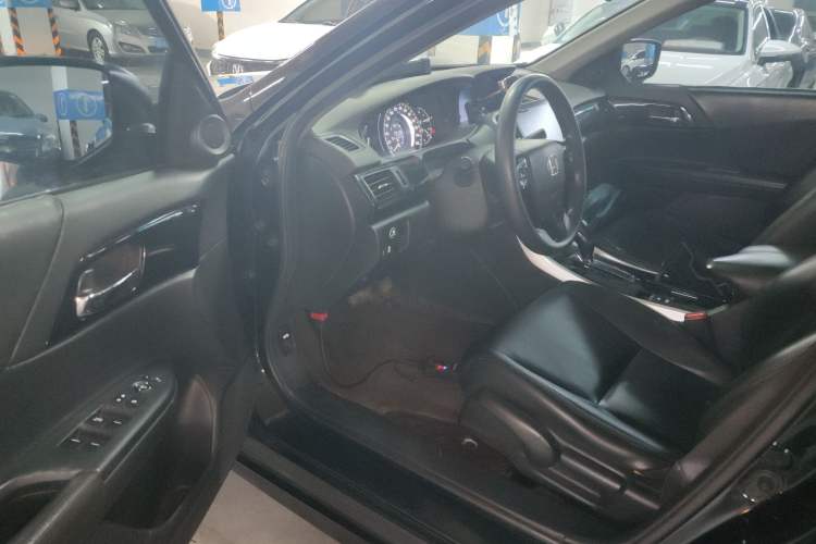Used Honda Accord 2016 2.0L Comfort Edition Driver Seat