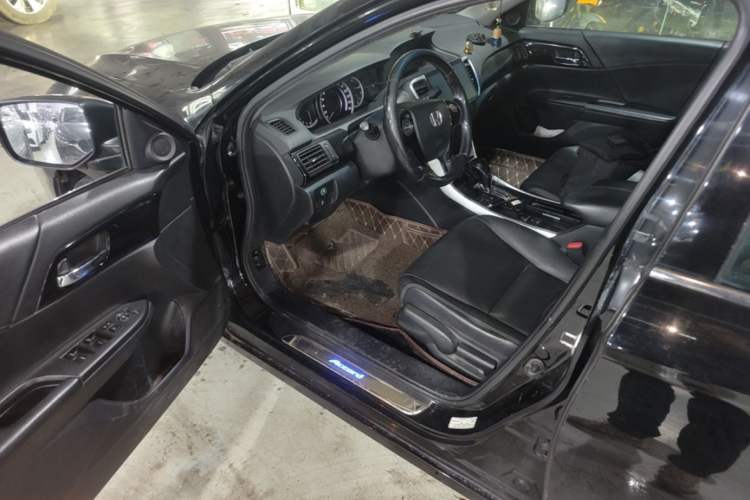 Used Honda Accord 2016 2.0L Elite Edition Driver Seat