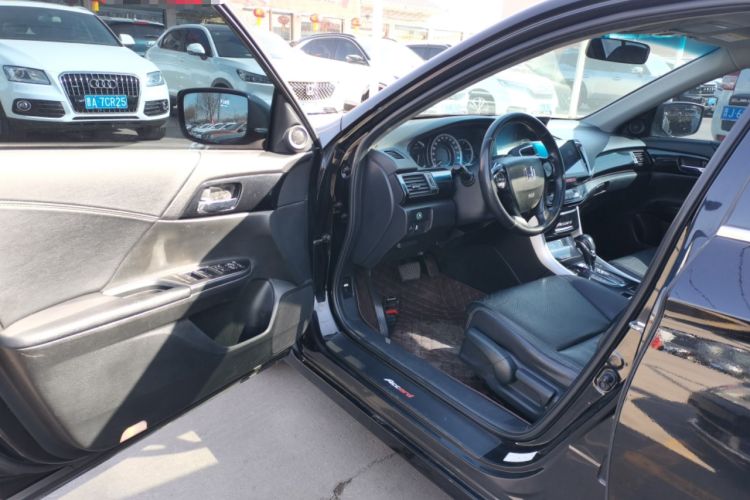 Used Honda Accord 2016 2.0L Elite Edition Driver Seat