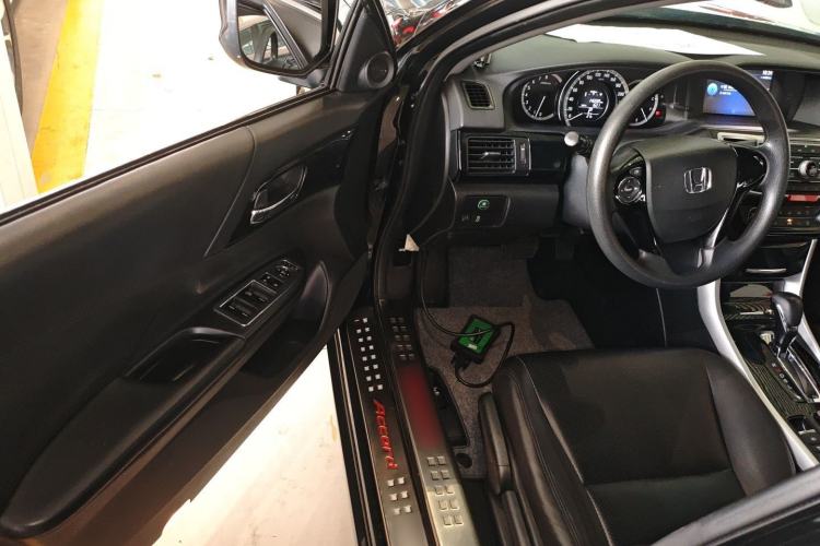 Used Honda Accord 2016 2.0L Comfort Edition Driver Seat