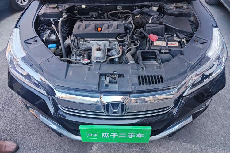 Used Honda Accord 2016 2.0L Comfort Edition Engine Bay