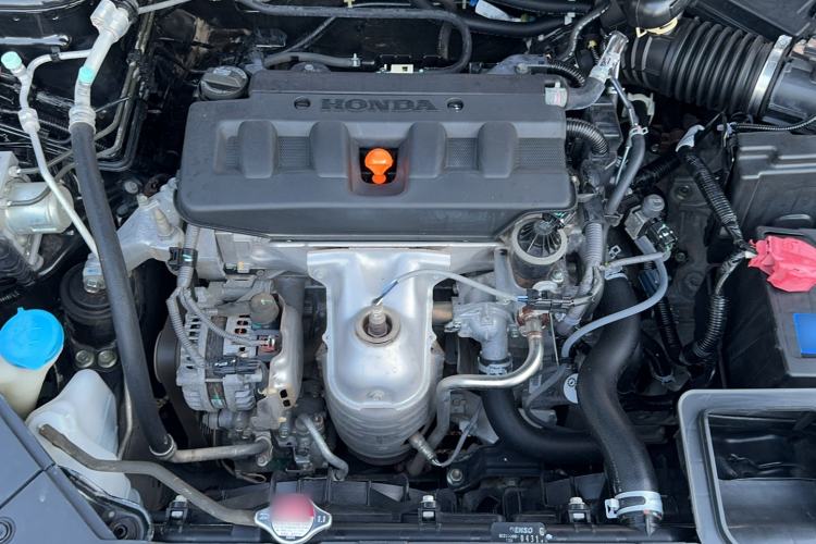 Used Honda Accord 2016 2.0L Comfort Edition Engine Bay