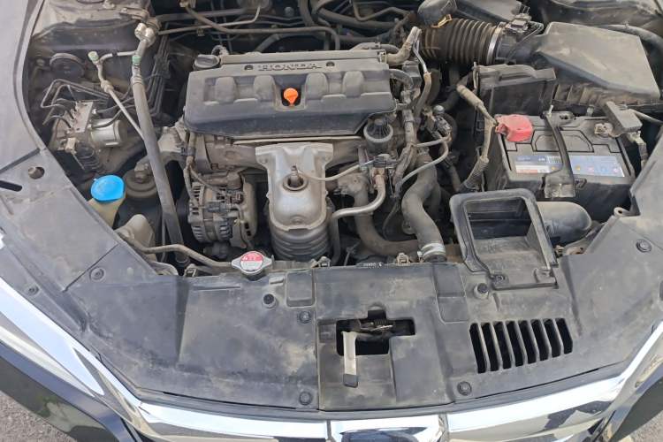 Used Honda Accord 2016 2.0L Comfort Edition Engine Bay
