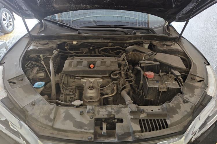 Used Honda Accord 2016 2.0L Comfort Edition Engine Bay