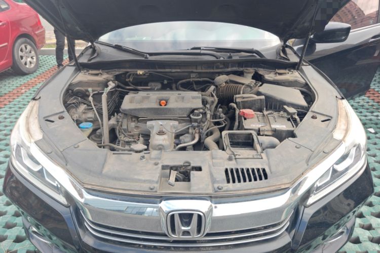 Used Honda Accord 2016 2.0L Comfort Edition Engine Bay