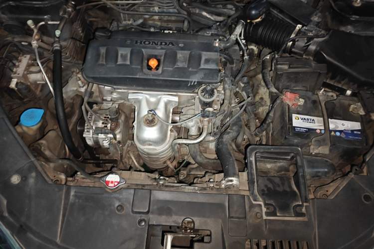 Used Honda Accord 2016 2.0L Comfort Edition Engine Bay