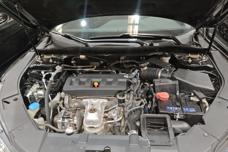 Used Honda Accord 2016 2.0L Comfort Edition Engine Bay