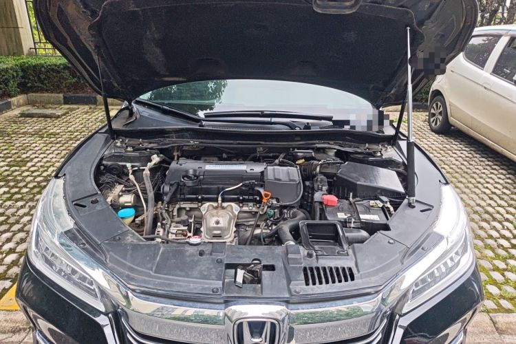 Used Honda Accord 2016 2.4L Comfort Edition Engine Bay