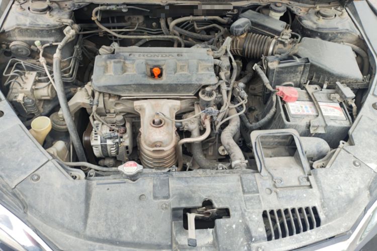 Used Honda Accord 2016 2.0L Comfort Edition Engine Bay