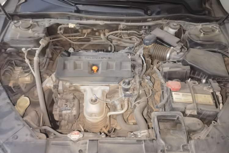 Used Honda Accord 2016 2.0L Comfort Edition Engine Bay