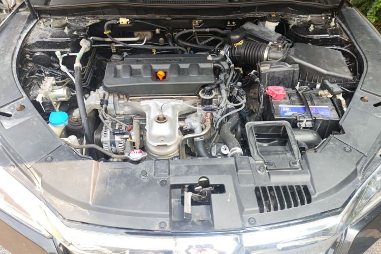 Used Honda Accord 2016 2.0L Comfort Edition Engine Bay
