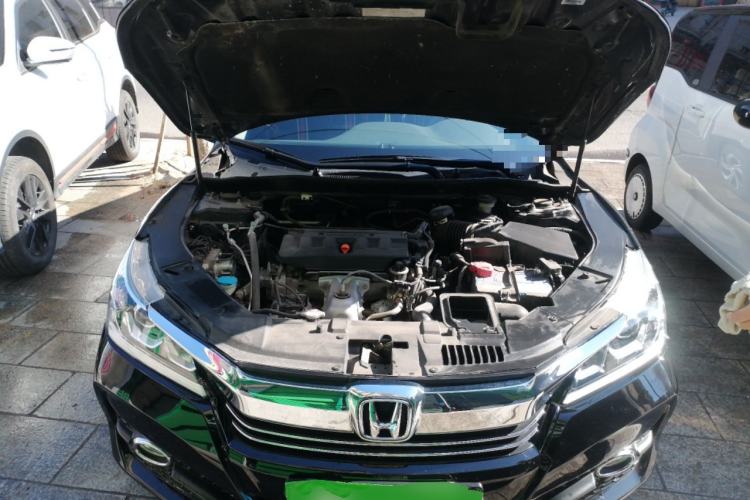 Used Honda Accord 2016 2.0L Comfort Edition Engine Bay