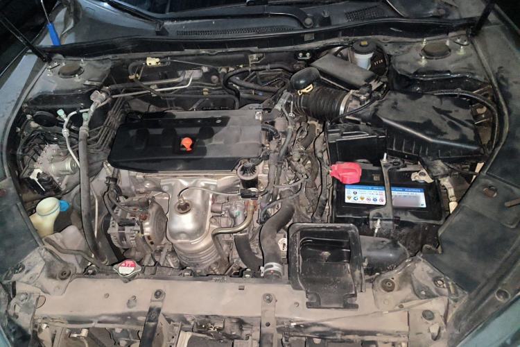 Used Honda Accord 2016 2.0L Comfort Edition Engine Bay