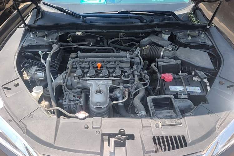 Used Honda Accord 2016 2.0L Comfort Edition Engine Bay