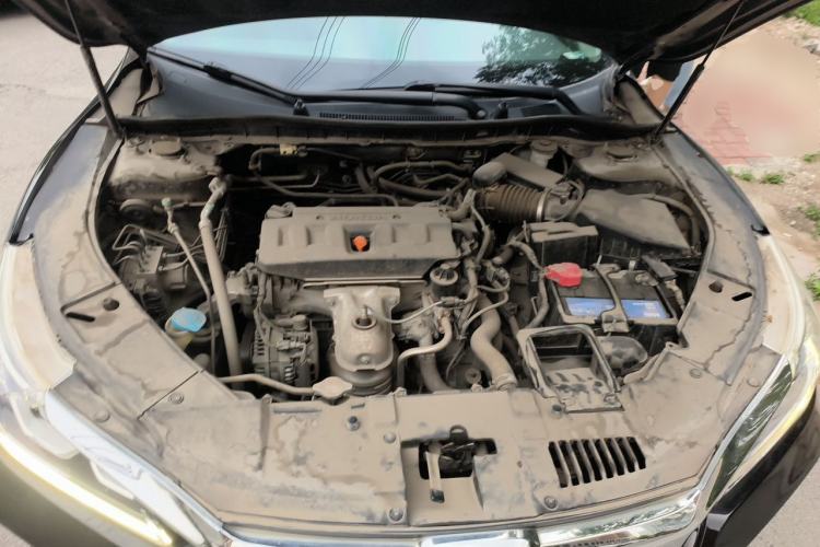 Used Honda Accord 2016 2.0L Comfort Edition Engine Bay