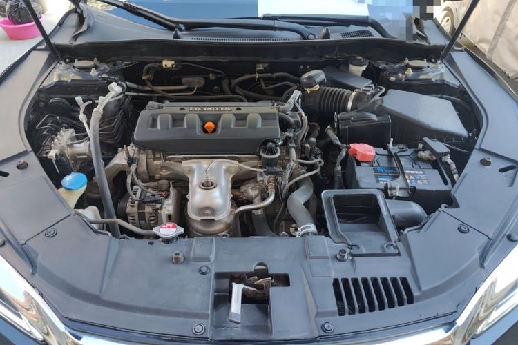 Used Honda Accord 2016 2.0L Comfort Edition Engine Bay
