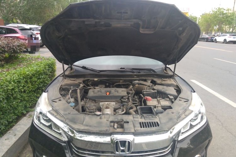 Used Honda Accord 2016 2.0L Comfort Edition Engine Bay