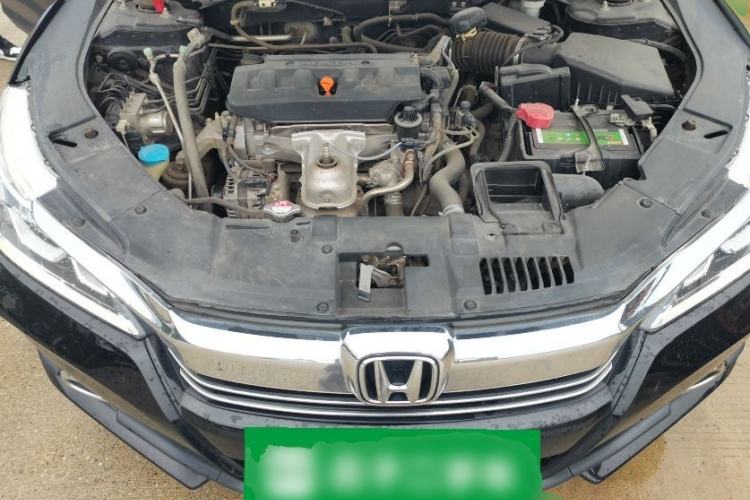 Used Honda Accord 2016 2.0L Comfort Edition Engine Bay