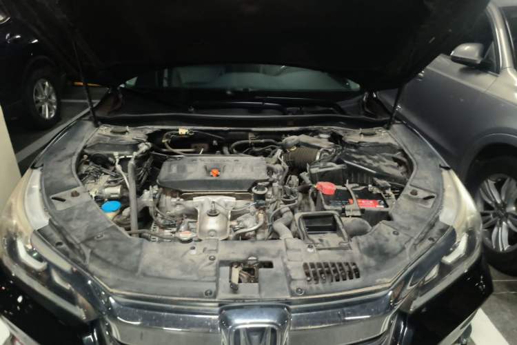 Used Honda Accord 2016 2.0L Luxury Edition Engine Bay