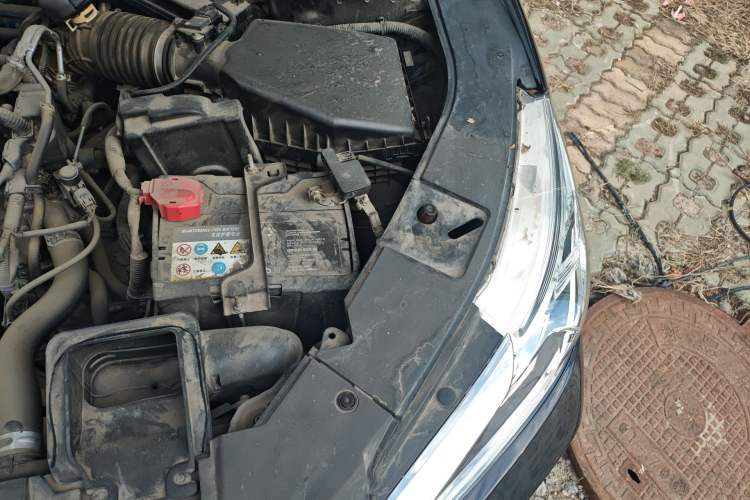 Used Honda Accord 2016 2.0L Comfort Edition Engine Bay Left